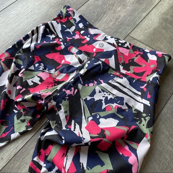 lululemon wunder under pant III - Picture 9 of 14